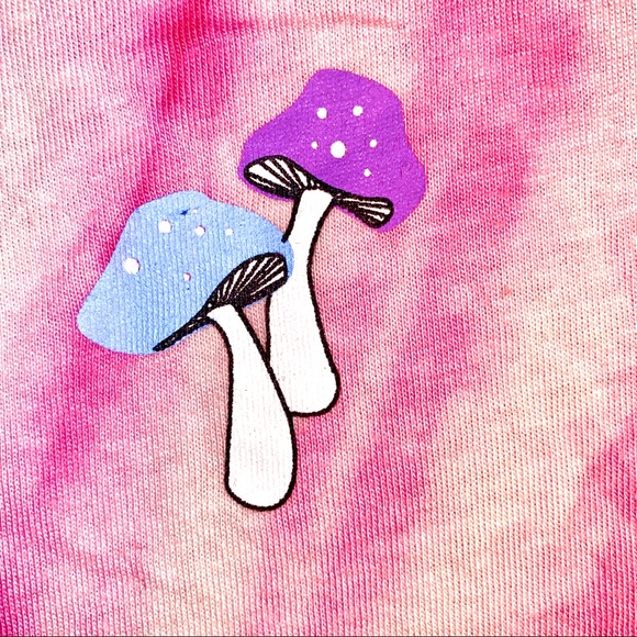 Pink Tie Dye Psychedelic Mushroom Graphic Tee - Picture 3 of 4